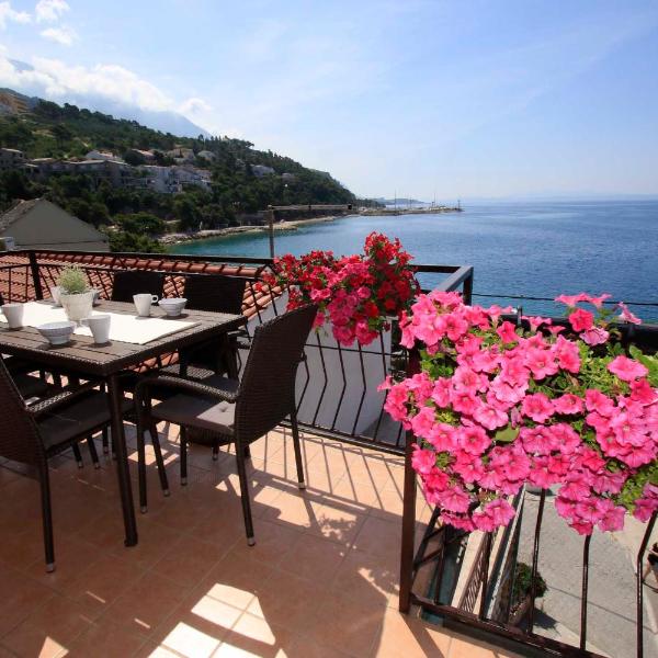 Apartment Ana Bratus