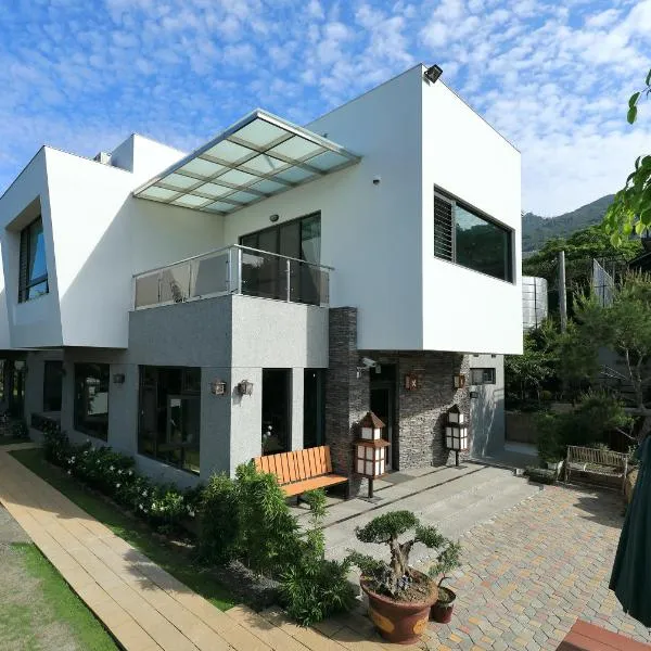 Five mountains and Three Water B&B, khách sạn ở Shuili