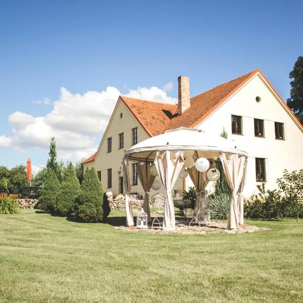 Akmenių Dvaras、Akmeniaiのホテル