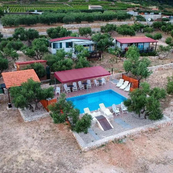 Camp Kopito, khách sạn ở Đảo Hvar