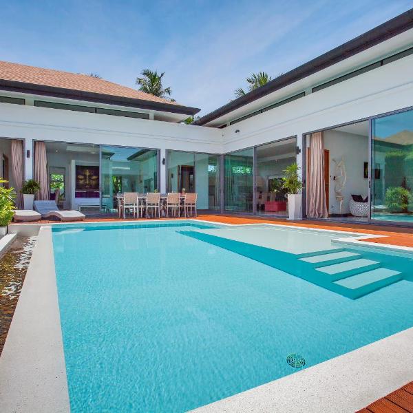 Villa Tangerine