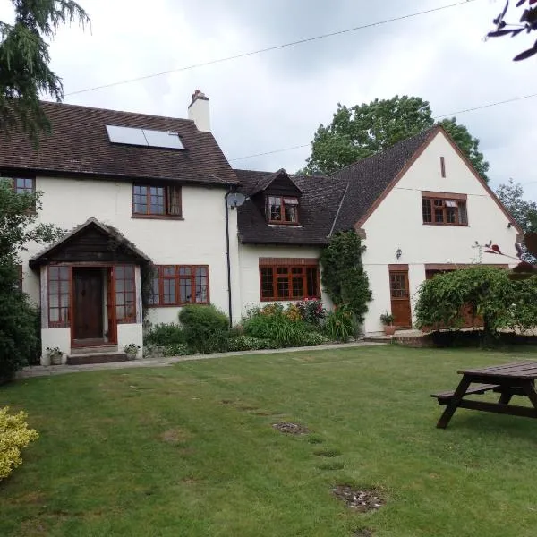 Larkrise Cottage Bed And Breakfast, Hotel in Stratford-upon-Avon