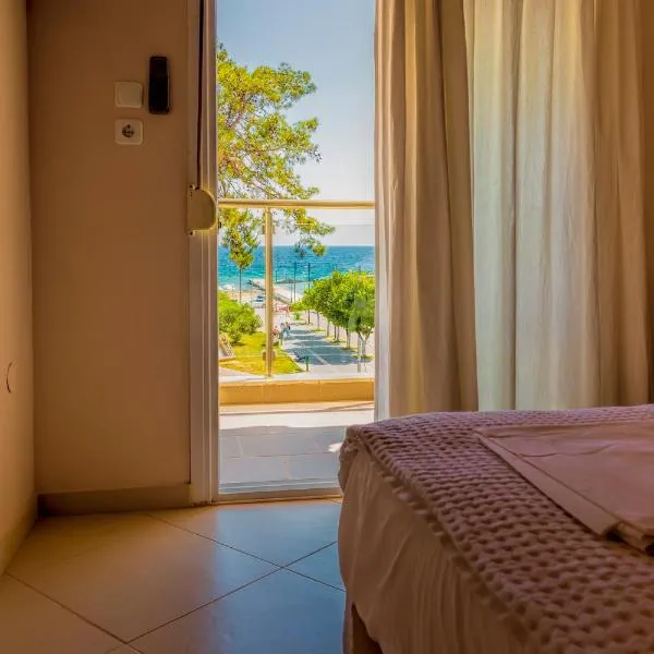 Le Monde SeaView Suites, viešbutis mieste Nea Kalikratia