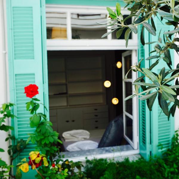 Crete Garden Apartments