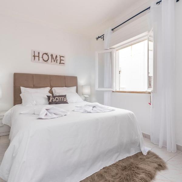 Fisherman's Beach Home 2BR 2BA AC Wi-Fi