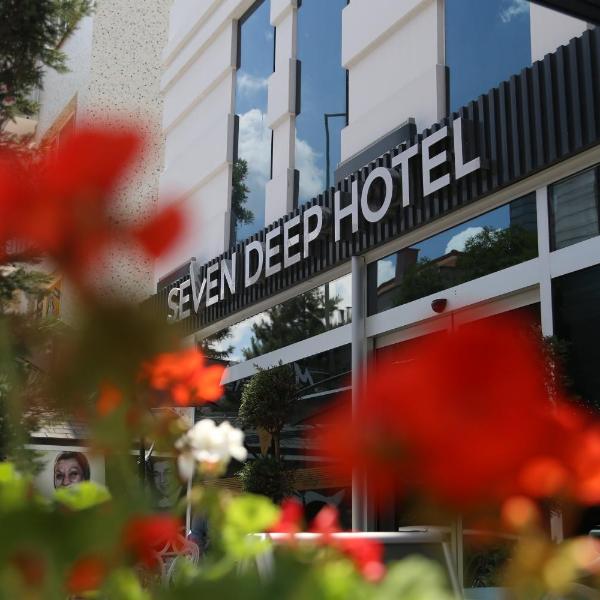 Seven Deep Hotel