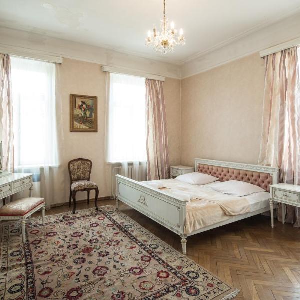 Mary's Apartment