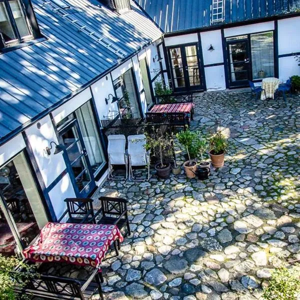 Apan & Klyset, hotel in Simrishamn