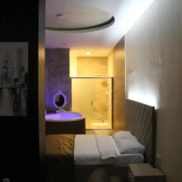 Ideal city, hotel u gradu 'Tutin'