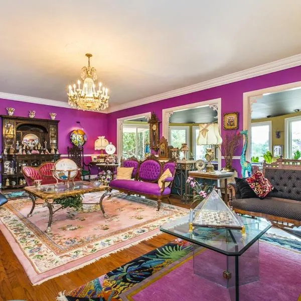 Matthews Manor Bed & Breakfast, hotel in Charlotte