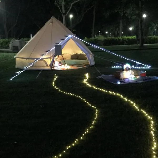 Glamping Kaki - Medium Bell Tent, hotel v Singapurju