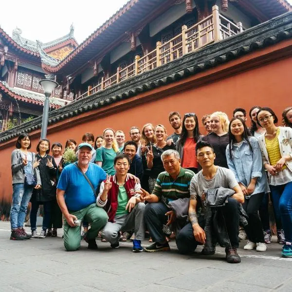 SONDERIA Lazybones Hostel, hotel v mestu Chengdu