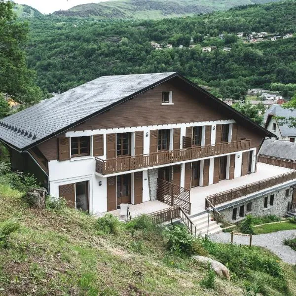 Au chalet des quatre saisons, hotel in Ax-les-Thermes