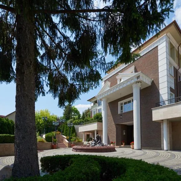 Erla Villa Boutique Hotel, hotel v destinaci Eger