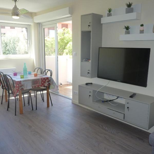 Appartement T3, 5 couchages, Residence La Mediterranee, Narbonne Plage