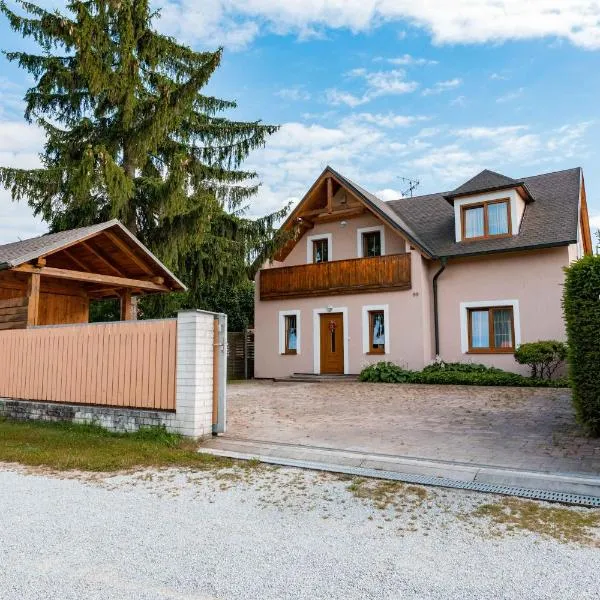 Apartmány Sen, hotel in Třeboň