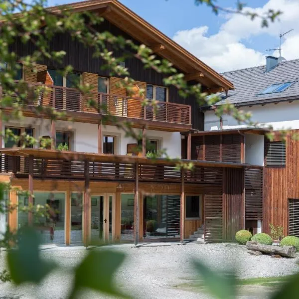 Garni Bachlerhof, hotel a Brunico