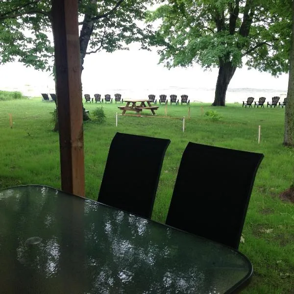 Saint-Laurent-de-l'ile d'Orleans에 위치한 호텔 La Maison du Cultivateur