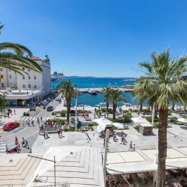 Riva Palace, hotel din Split