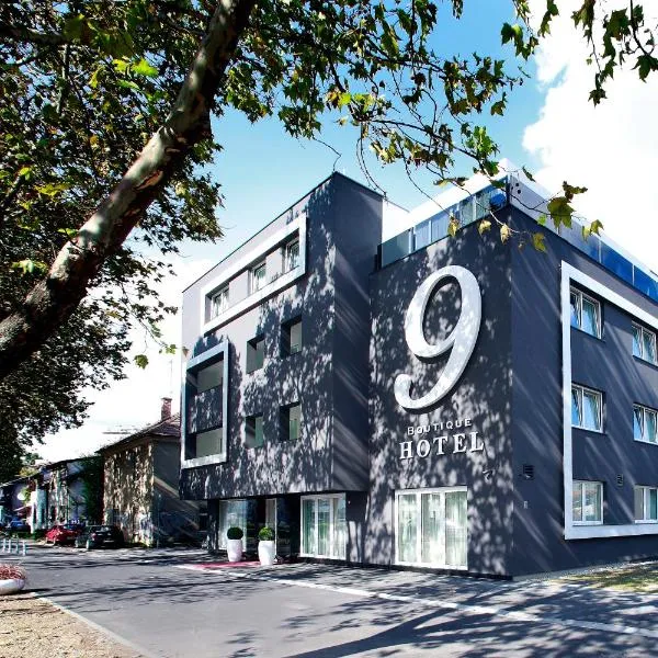 Hotel 9, hotel Zágrábban