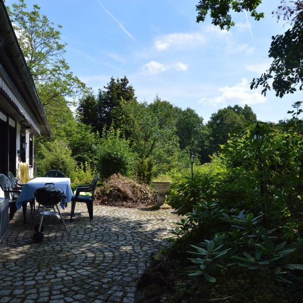 Romantic Mansion in Strotzb sch by the Forest