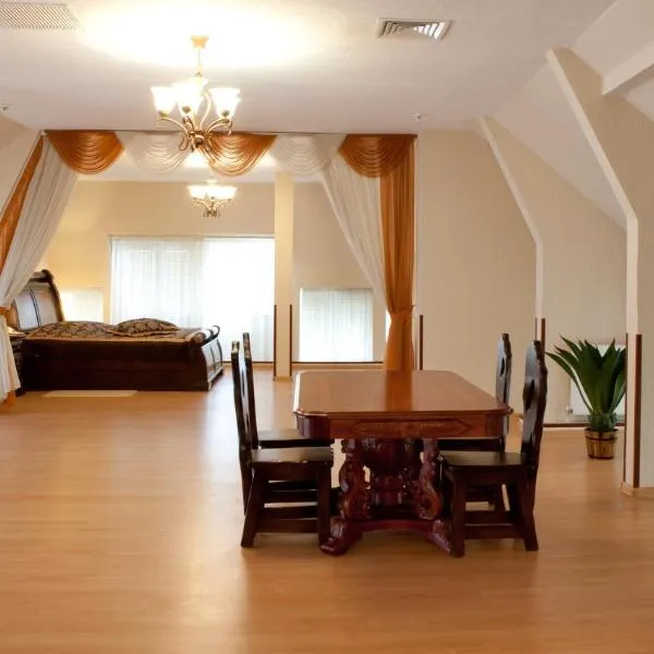 Hotel Complex Verhovina, hotel di Kiev