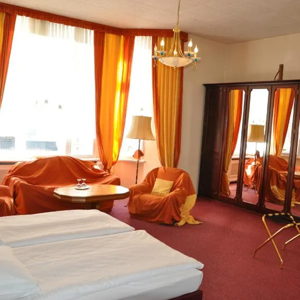 Hotel Pension Savoy am Kurdamm und Zoo, hotel i Berlin