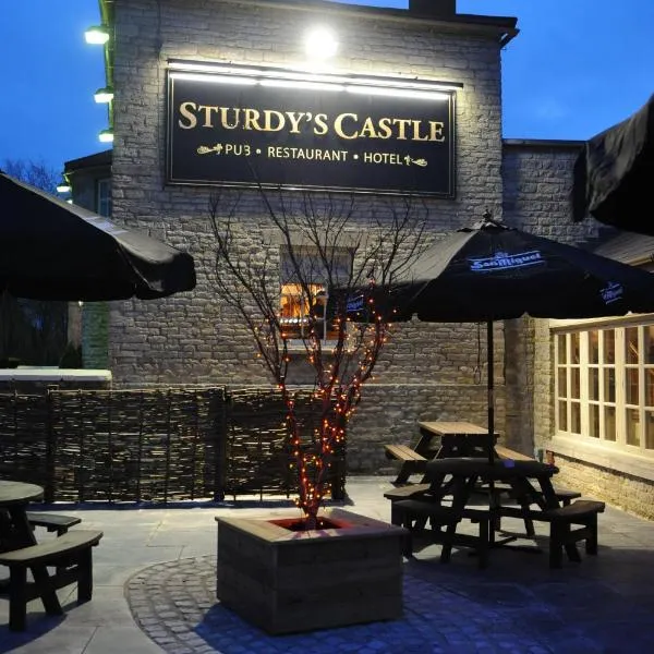 Sturdy`s Castle - Historic Coaching Inn near Blenheim Palace, Oxfordshire, hotel in Woodstock