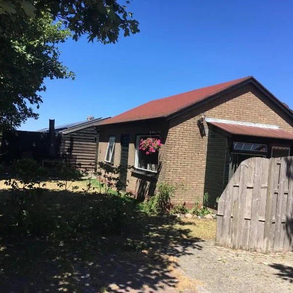 Bungalow Halfweg, Hotel in Ballum