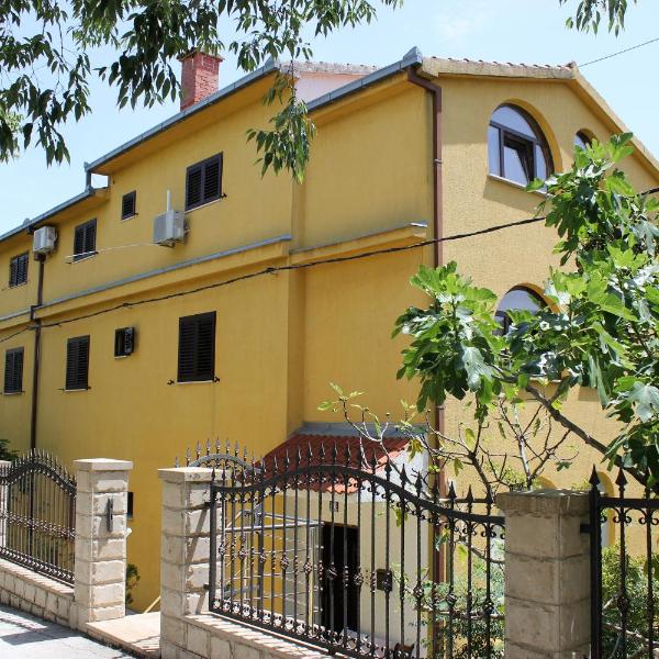 Eros Rooms, Split