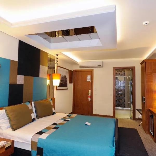 فندق كولج بيرا، فندق في إسطنبول