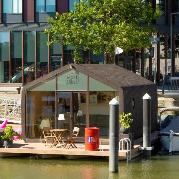 Wikkelboats at Wijnhaven, hotel in Rotterdam