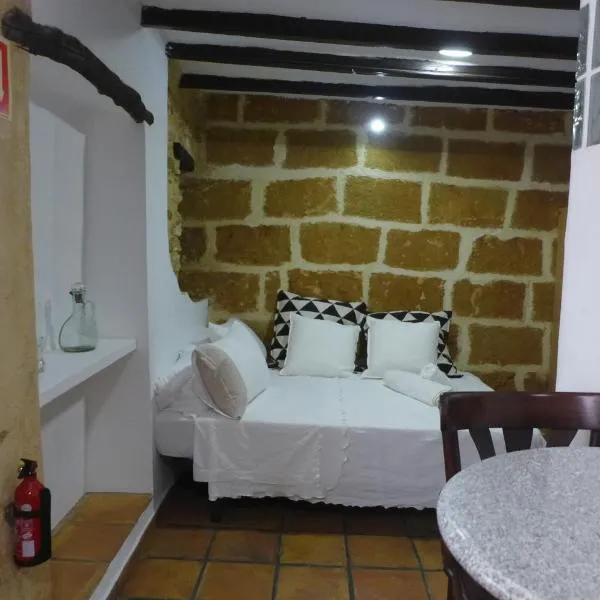 No.5B - Lovely Studio Apt with A/C in the centre of the old town, hotel a Xàbia
