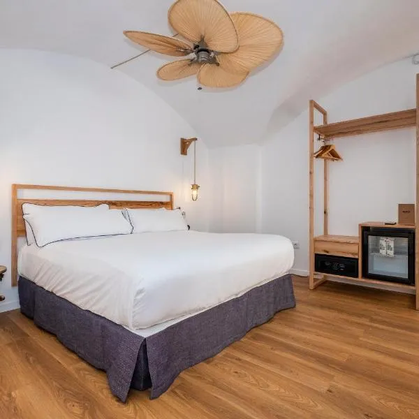 Nao Catedral Boutique Hotel, hotel u gradu 'Ciutadella'