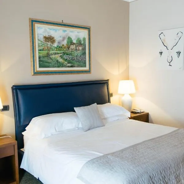 Villa San Carlo, hotel v destinaci Cortemilia