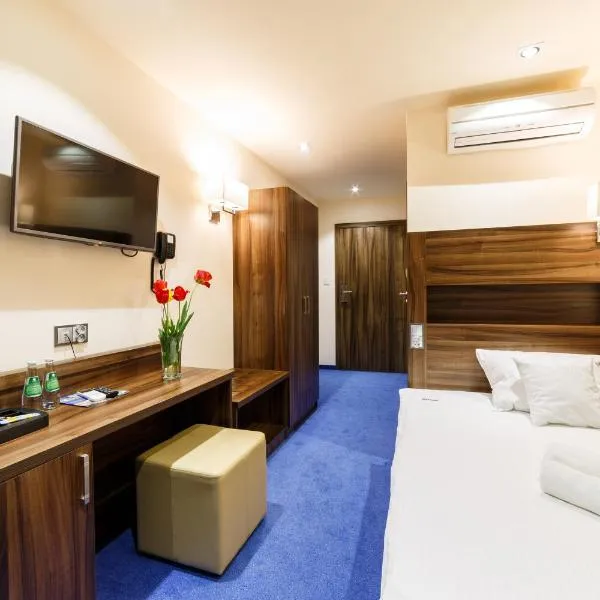 Hotel Sanvit Lake Resort & Spa, hotel in Okuninka