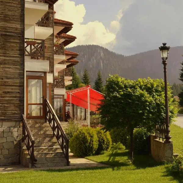 Northstar Ski Apartment in Mountain Lake Hotel, hotel v destinaci Pamporovo