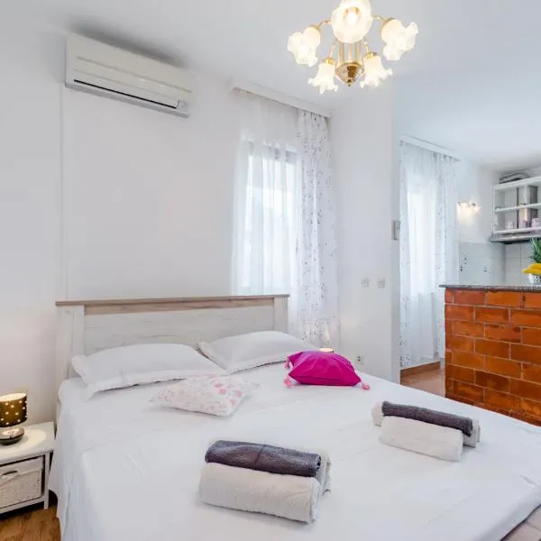 Studio Vijađ, hotel in Sutivan