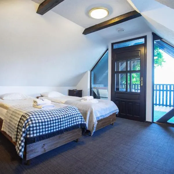 Gospoda pod Czarnym Łabędziem, ξενοδοχείο σε Rydzewo