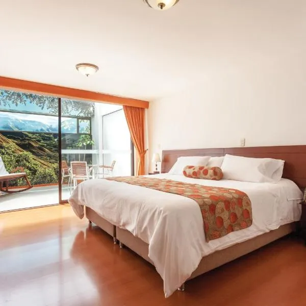 Hotel Cuellars, hotel v mestu Pasto