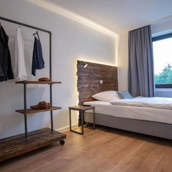 Hotel Wiesengrund Business & Boutique、ディンクラーゲのホテル