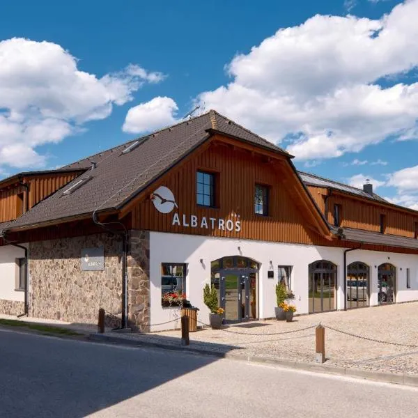 JBX Resort Hotel Albatros, hotel v destinaci Přední Výtoň