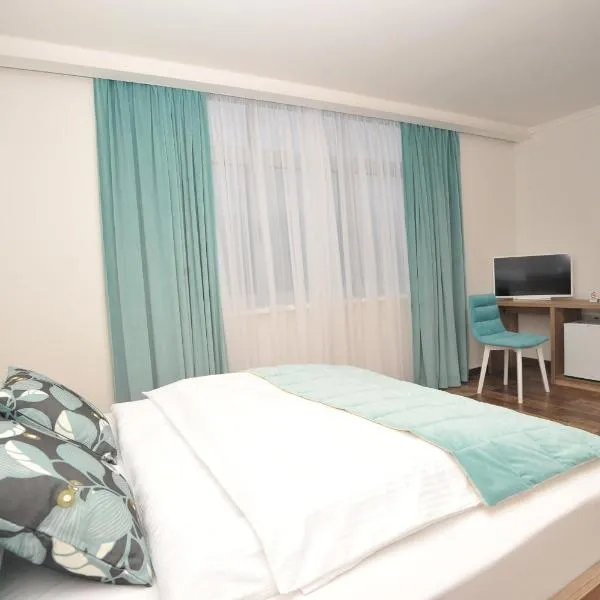 Motel As, hotel in Hadžići