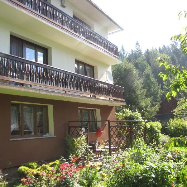 Gospodarstwo Agroturystyczne u Ani、Krośnicaのホテル