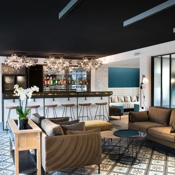 Hôtel Les Deux Girafes, hotel in Paris