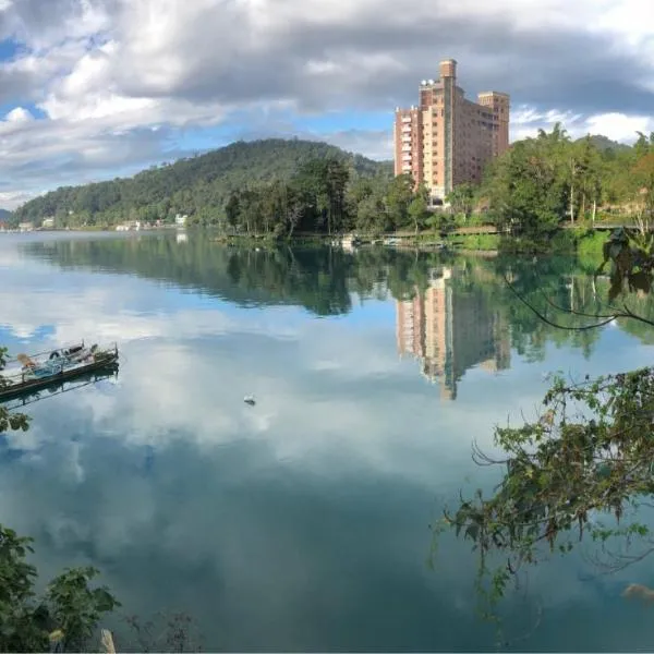 Miracolo View Hotel, hotel a Yuchi
