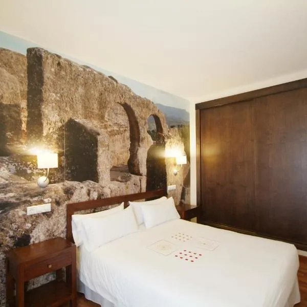 Apartamentos Ardales, hotel v destinaci Ardales