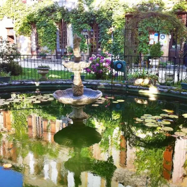 Logis Hostellerie Du Grand Duc hôtel restaurant, hôtel à Gincla