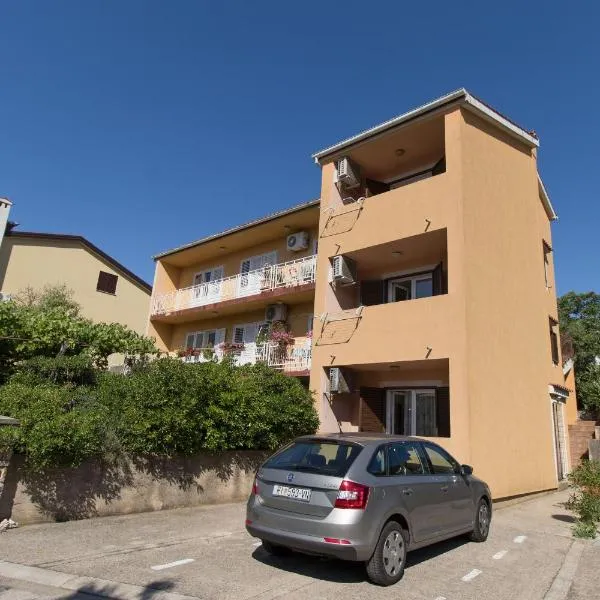 Apartment Anton, hotel v destinaci Cres
