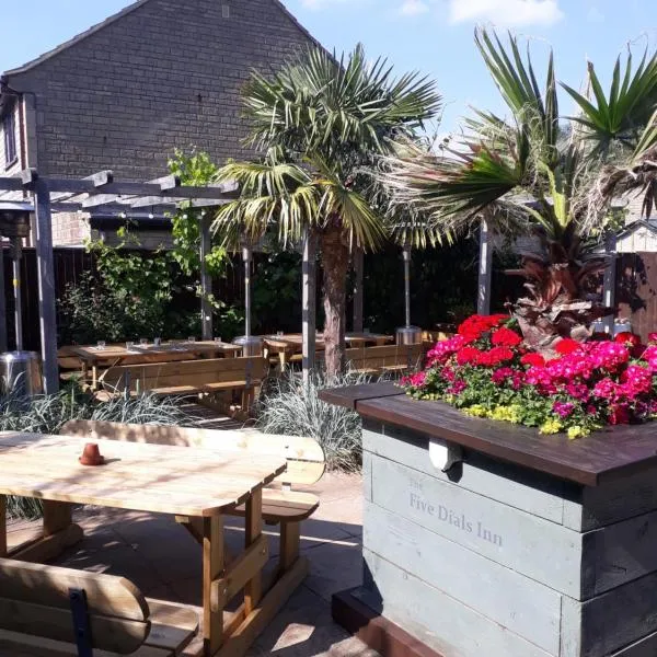The Five Dials Inn, Hotel in Ilminster